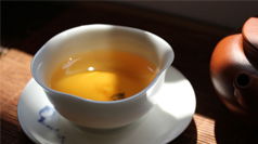 一味茶飲，悄然愈喉——從慢性咽炎的緩解看功能性茶飲料的研制